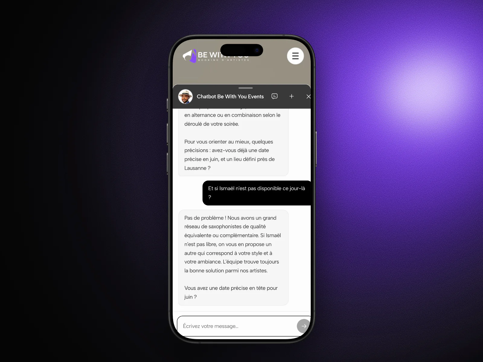 Le chatbot Be With You Events sur iPhone : la conversation occupe tout l'écran, comme une messagerie