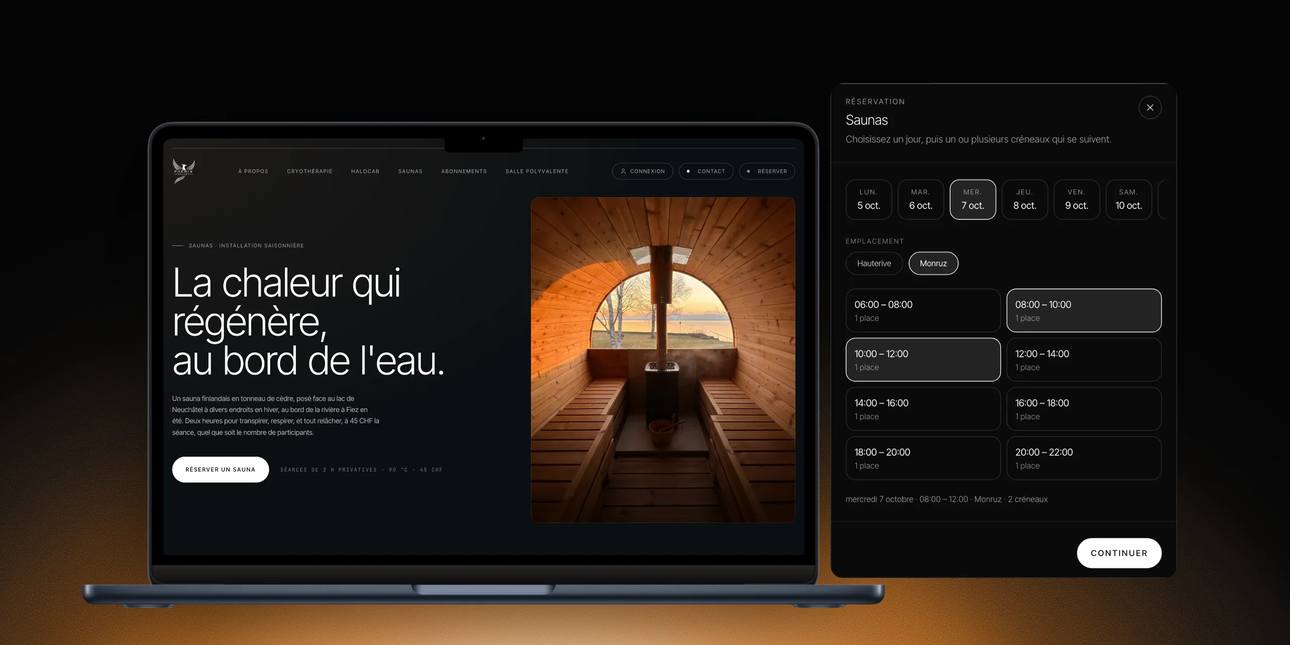 La page saunas de Phenix Reload sur un MacBook, et à côté la fenêtre de réservation avec les créneaux du 7 octobre à Monruz
